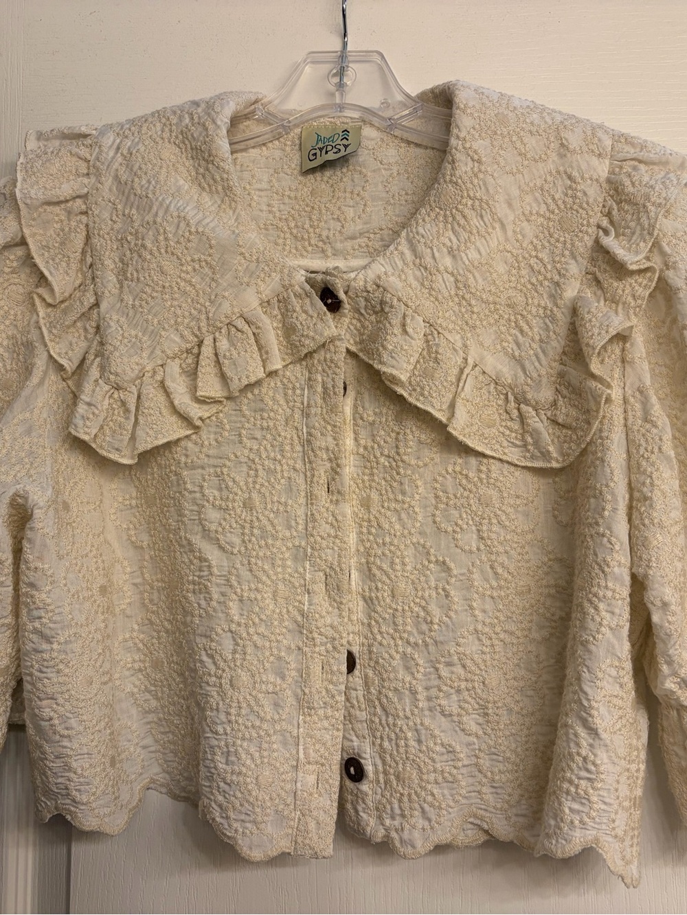 Jaded Gypsy Cream cropped top it off shirt
